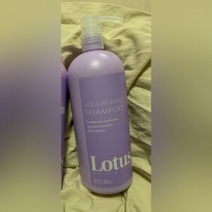 ✨⚡️💥Lotus Volumizing Shampoo in Lavender Bottle